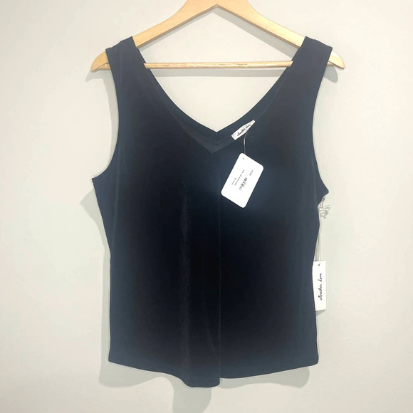 Another Love Acacia Velvet V-Neck Tank Top Black NWT Women’s Med - Picture 4 of 12